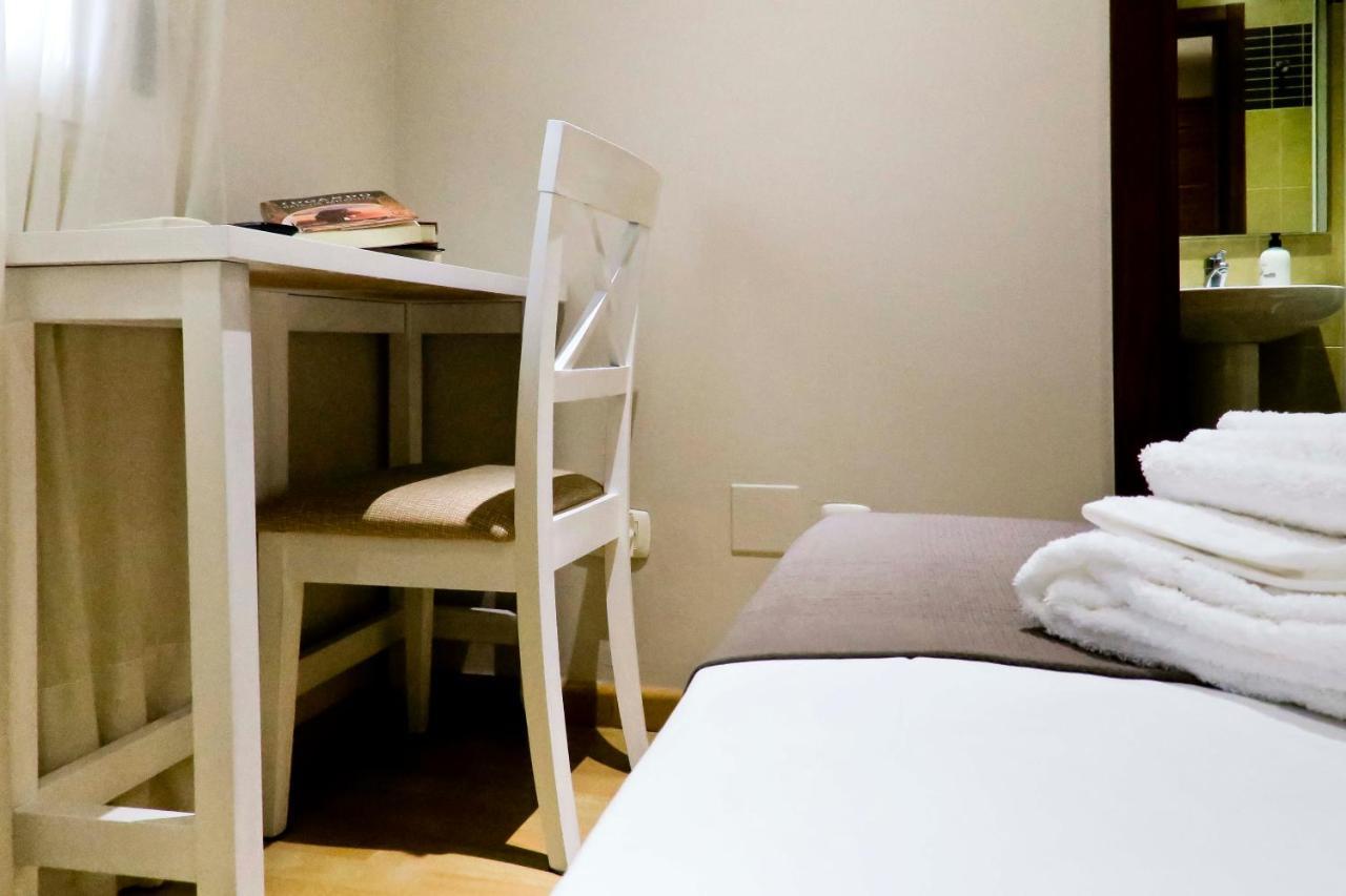 Habitaciones Albero Торо Экстерьер фото