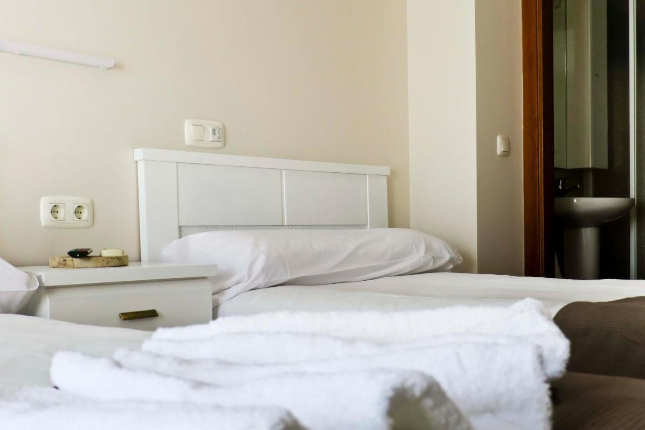 Habitaciones Albero Торо Экстерьер фото